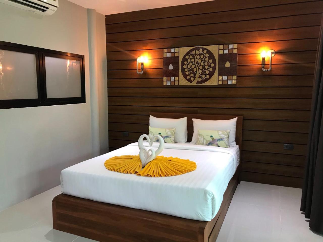 Rin Beach Resort Haad Rin Extérieur photo
